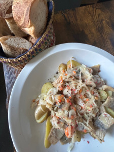 Photo de galerie - Tartare de dorade 