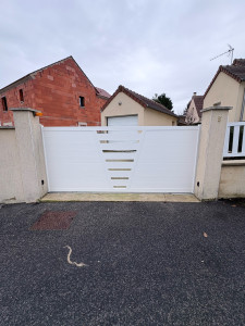 Photo de galerie - Portail coulissant 