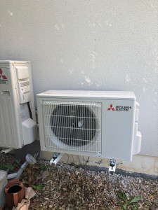 Photo de galerie - Unité extérieure Clim Mitsubishi 