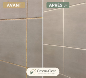 Photo de galerie - Avant/Après du nettoyage des joints de la parois de la douche. 