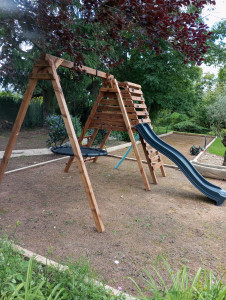 Photo de galerie - Pose de parc de jeux