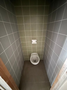 Photo de galerie - Installation du toilette 