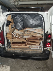 Photo de galerie - Demontage et demolition avec évacuations de gravats et meubles 