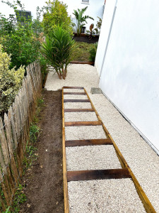 Photo de galerie - Construction Escalier en traverses chêne 