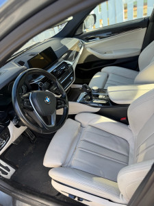 Photo de galerie - Transformation de cuir crème en cuir blanc  #LexDetailing