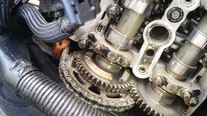 Photo de galerie - Si vous avez un BMW avec le moteur N47  ou N57avec problème de chaîne n'hezitez pas me contacter pour la changer ou faire contrôler l'état.