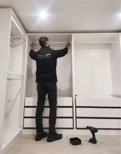 Photo de galerie - Montage  meuble 