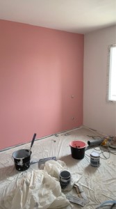 Photo de galerie - J’ai réalisé un mur de couleur rose