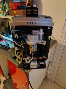 Photo de galerie - Changement du broyeur à café 