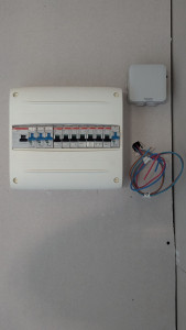 Photo de galerie - Installation de tableau électrique  plus boite dispatching antenne 