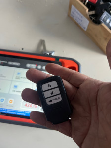 Photo de galerie - Bonjour diagnostic de voiture Programation, toutes les types de ? 