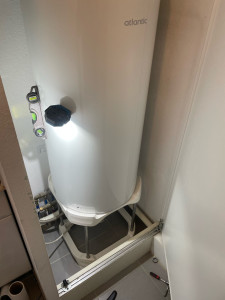 Photo de galerie - Pose d’un ballon d’eau chaude ( Cumulus 200L)