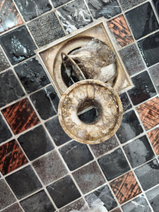 Photo de galerie - Bonde douche AVANT 