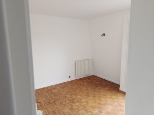 Photo de galerie - Je propose mes services peintre mur plafond 