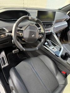 Photo de galerie - Nettoyage Peugeot 3008 après 