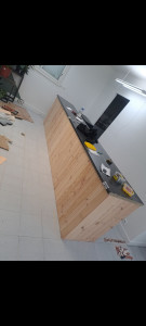 Photo de galerie - Fabrication comptoir magasin 