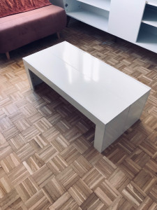 Photo de galerie - Table basse laquée 