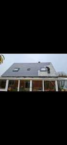 Photo de galerie - Application d'hydrofuge coloré sur toiture fibro-amiantée ne changez plus votre toiture faites une rénovation qui vous fera économiser jusqu'à 70 % moins cher qu'une toiture neuve garantie décennale à l'appui demander un devis gratuit