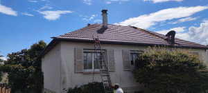 Photo de galerie - TOITURE TUILES PV10