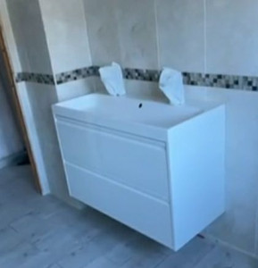 Photo de galerie - Réalisation et installation d'un lavabo double salle de bain 