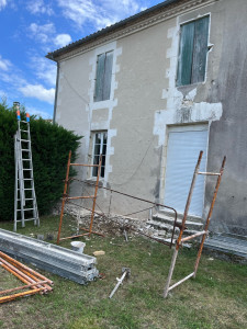 Photo de galerie - Rénovation d’une façade en moellons 