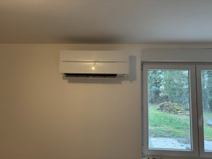 Photo de galerie - Pose d'un quadri-splits mitshubishi 