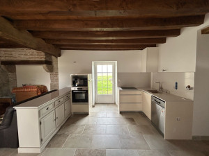 Photo de galerie - Installation cuisine de cuisiniste pour un gîte