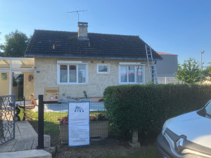 Photo de galerie - Démoussage toiture (avant)