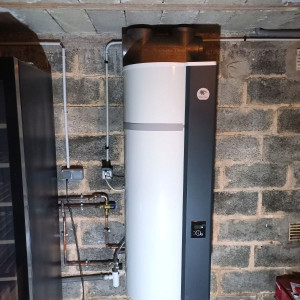 Photo de galerie - Pose d'un ballon thermodynamique 