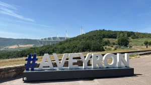 Photo de galerie - Emmener des clients au viaduc de Millau