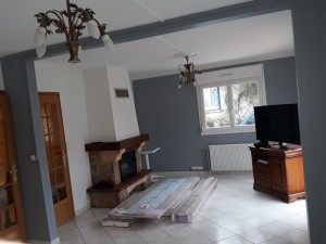 Photo de galerie - Gros rénovation
3 passe d'enduit 
3 couche peinture
pose de baguette 