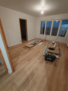 Photo de galerie - Pose de parquet stratifié sans ragréage, avec une sous-couche épaisse