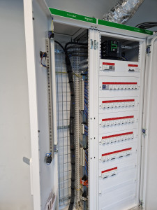 Photo de galerie - Je suis électricien bâtiment. je fais aussi d'autres bricoles comme installation de cuisine, agencement de meubles. 