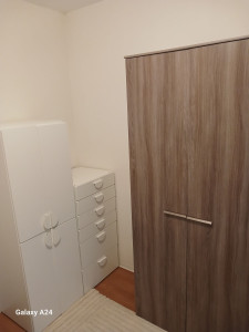 Photo de galerie - Bonjour je suis disponible pour vos besoin 
manutentionnaire, ménage, montage de meuble, aide au déménagement 

