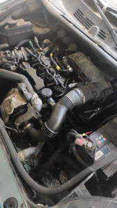 Photo de galerie - Redémarrage 1l6 HDi 110 après désamorçage du circuit gasoil  suite a un changement du filtre a gasoil est pompe d'amorçage changement effectué hors de notre atelier je suis intervenu uniquement pour réamorcer le circuit 