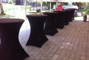 Photo de galerie - 10 Manges debout avec 10 tabourets