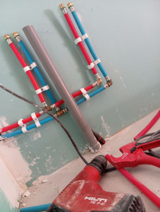 Photo de galerie - Plombier professionnel à votre service pour tous vos projets d’installation, de rénovation et de dépannage sanitaire. Travail soigné, rapide et respectueux des normes en vigueur.