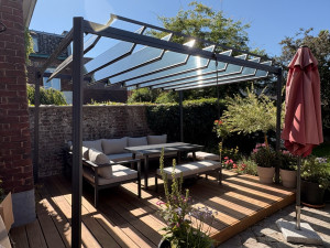 Photo de galerie - Terasse bois et pose d’une pergola 