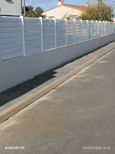 Photo de galerie - Pose clôture pvc 