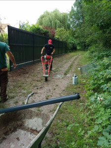 Photo de galerie - Pause de grillage rigide