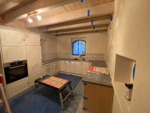 Photo de galerie - Rénovation totale d’une cuisine de sa faïence, de la peinture et du plan de travail
