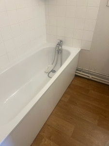 Photo de galerie - Remplacement de la baignoire et du tablier de baignoire ainsi que le mitigeur.