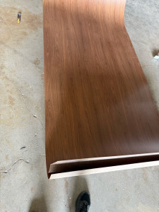 Photo de galerie - Ébénisterie : éléments sur mesure avec placage en bois massif / strat HPL (nuancier sur demande)