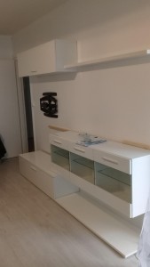 Photo de galerie - Installation meuble living