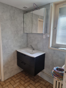 Photo de galerie - Installation de meubles plus raccordement AL EV