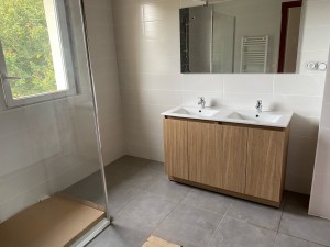 Photo de galerie - Pose double vasque plus cabine de douche receveur 