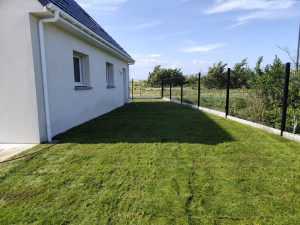 Photo de galerie - Pose de gazon en rouleaux