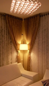 Photo de galerie - Pose de tringle de rideaux extérieur set voilages!