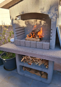 Photo de galerie - Livraison et Montage barbecue en pierre 