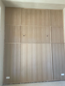 Photo de galerie - Mur en bois avec des moulures !